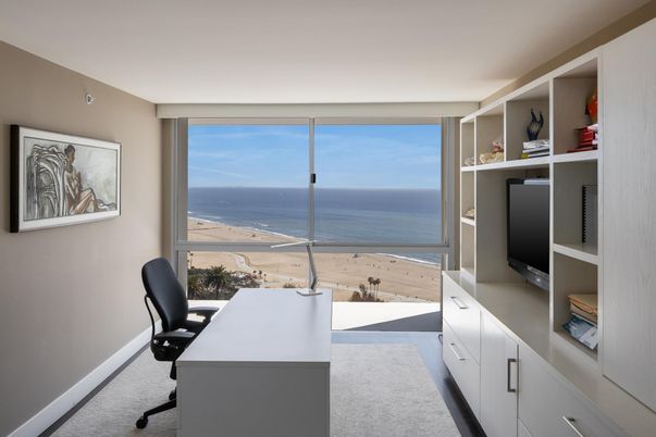 Home Office, Interior, Water