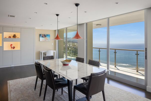 Dining room, Interior, Pendant Lights, Recessed Lighting, Water, Wood Texture Flooring