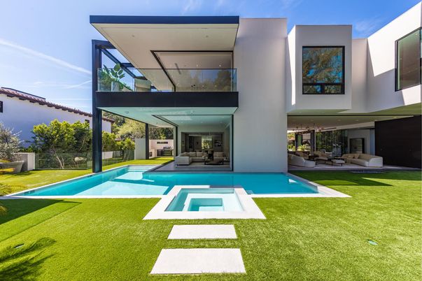 Backyard, Exterior, Pool