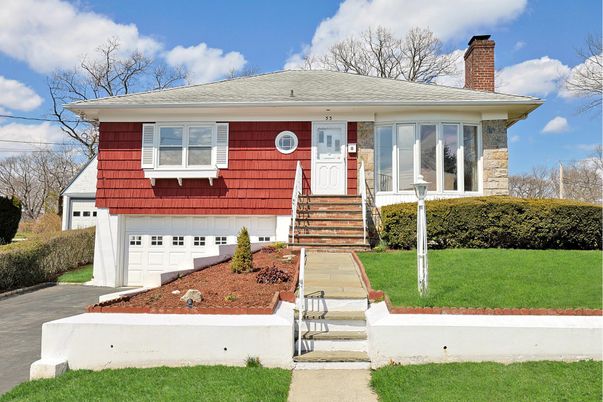 Attached, Exterior, Facade, Raised Ranch