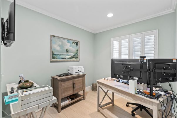 Home Office, Interior, Recessed Lighting, Wood Texture Flooring