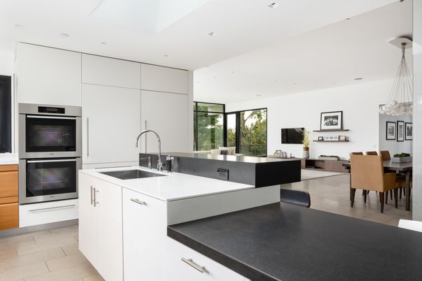 Dining room, Interior, Kitchen, Pendant Lights, Recessed Lighting, Stainless Steel Appliances