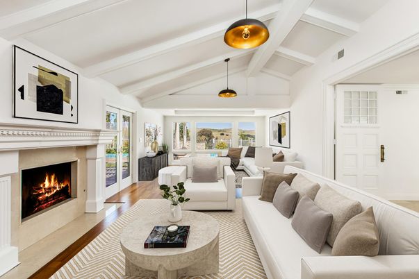 Fireplace, Interior, Living room, Pendant Lights, Water, Wood Texture Flooring