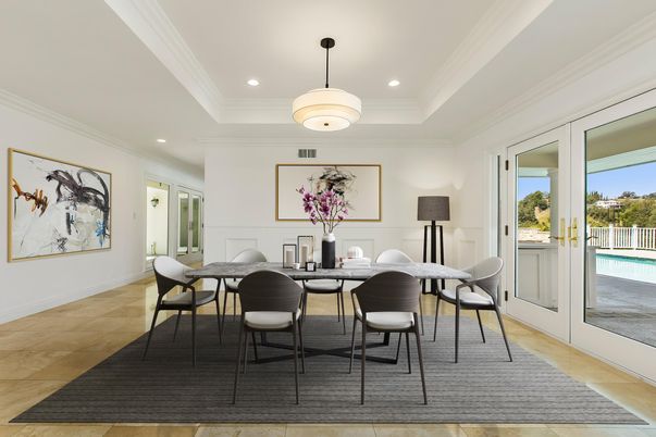 Dining room, Interior, Recessed Lighting