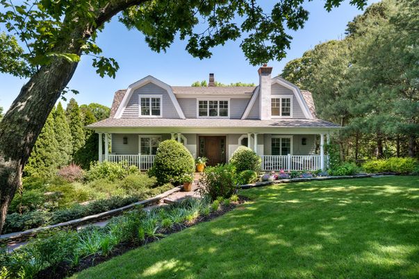 Backyard, Exterior, Facade, Farmhouse