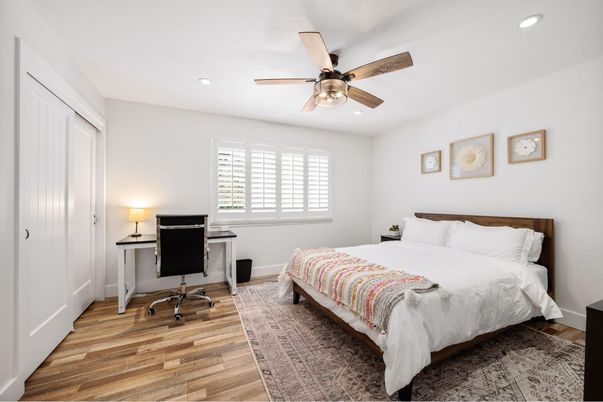 Bedroom, Home Office, Interior, Recessed Lighting, Wood Texture Flooring