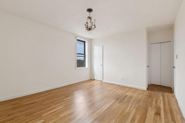 DE Listing image placeholder