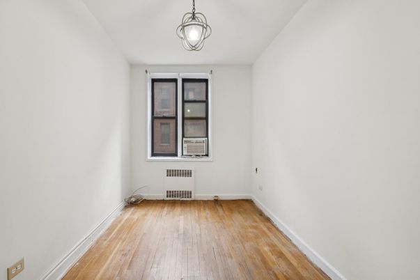 DE Listing image placeholder