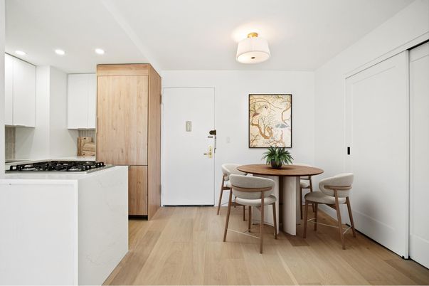 Dining room, Interior, Kitchen, Recessed Lighting, Wood Texture Flooring