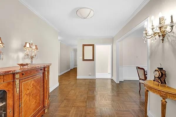 Chandelier, Interior, Wood Texture Flooring