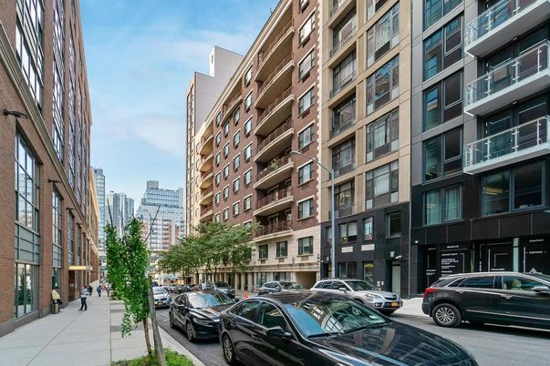 Exterior, Facade, Condo Building