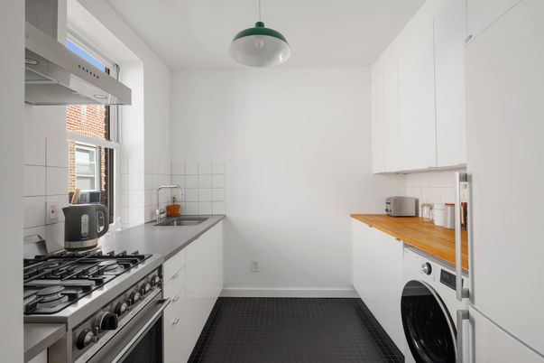 Interior, Kitchen, Pendant Lights, Washer