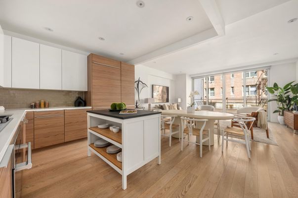 Dining room, Interior, Kitchen, Recessed Lighting, Wood Texture Flooring