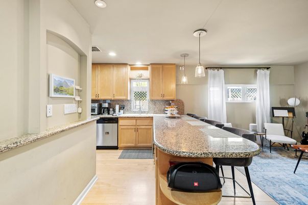 Dining room, Interior, Kitchen, Pendant Lights, Recessed Lighting, Wood Texture Flooring