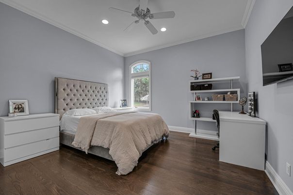 Bedroom, Home Office, Interior, Recessed Lighting, Wood Texture Flooring