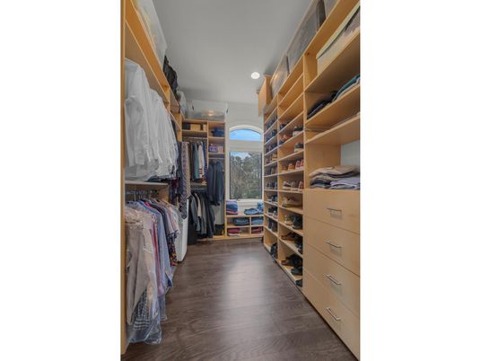 Interior, Walk-in Closets, Wood Texture Flooring