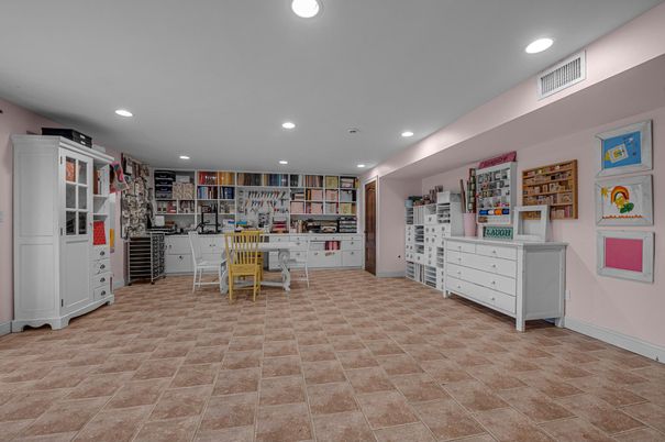 Dining room, Interior, Recessed Lighting