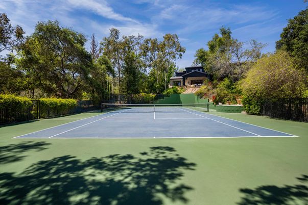 Exterior, Tennis Courts