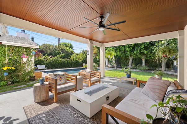 Exterior, Hot Tub