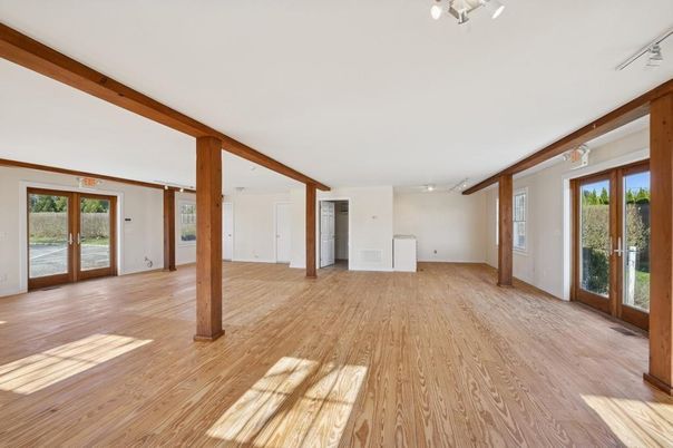 Empty room, Interior, Wooden Beams, Wood Texture Flooring