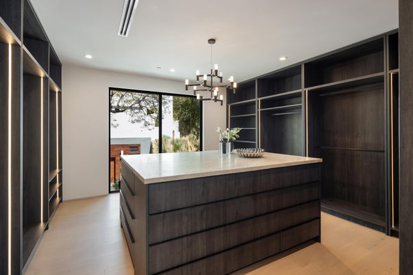 Interior, Pendant Lights, Recessed Lighting, Walk-in Closets, Wood Texture Flooring