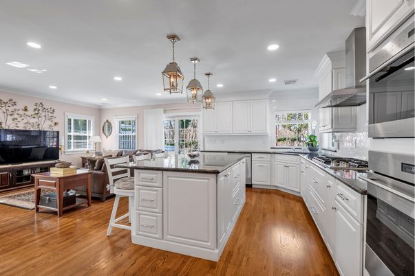 Dining room, Interior, Kitchen, Living room, Pendant Lights, Recessed Lighting, Wood Texture Flooring