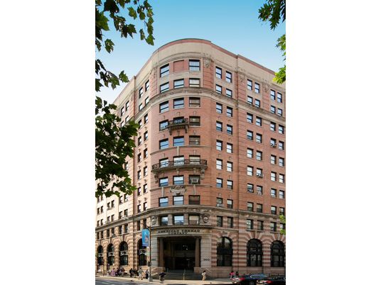 Exterior, Facade, Chicago School