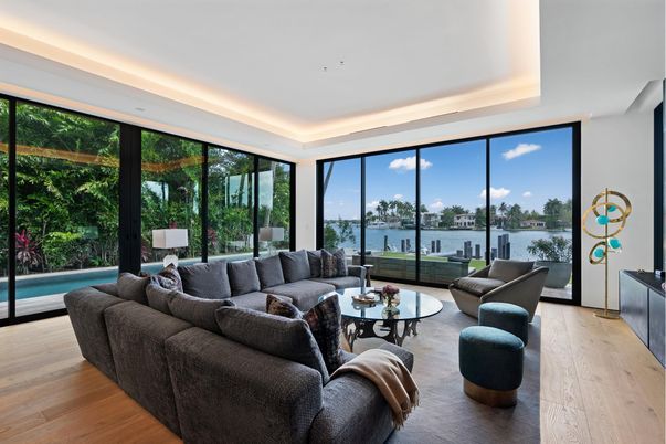 Interior, Living room, Recessed Lighting, Water, Wood Texture Flooring