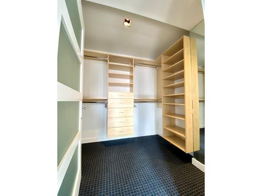 Interior, Walk-in Closets