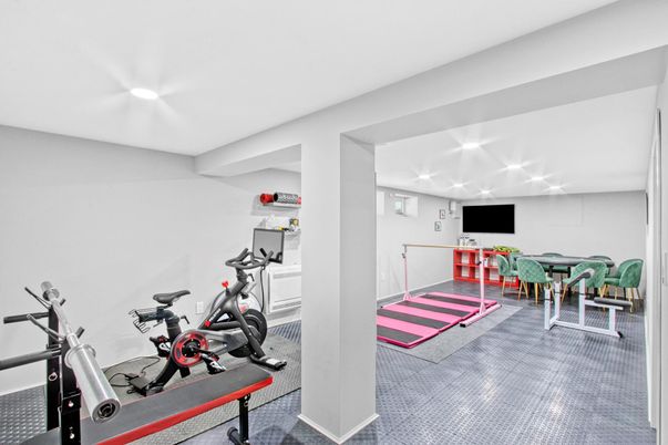 Fitness Equipment, Interior, Recessed Lighting