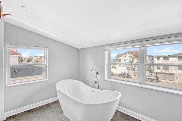 Bathroom, Free Standing Baths, Interior, Recessed Lighting
