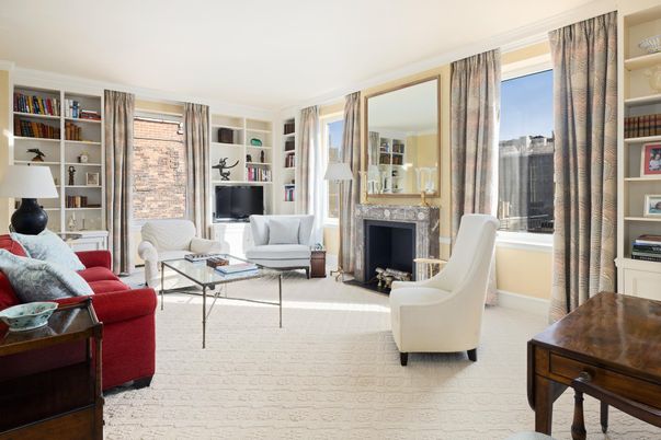 Fireplace, Interior, Living room