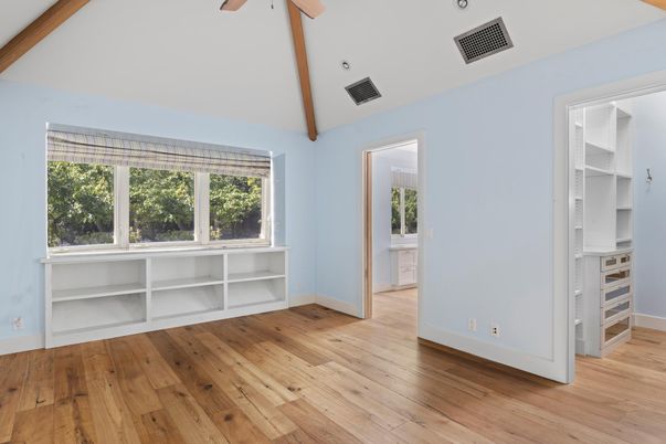 Empty room, Interior, Wooden Beams, Wood Texture Flooring