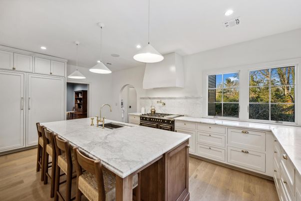 Interior, Kitchen, Pendant Lights, Recessed Lighting, Wood Texture Flooring