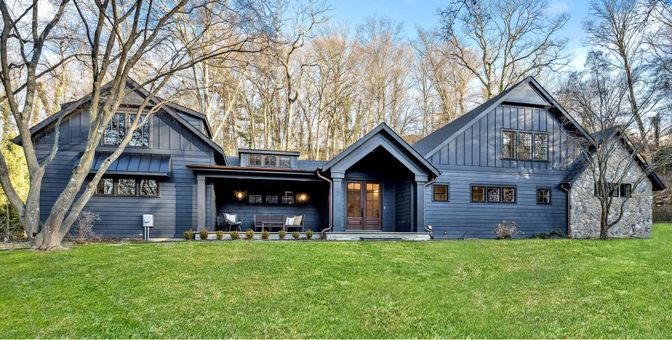 Backyard, Exterior, Facade, Farmhouse