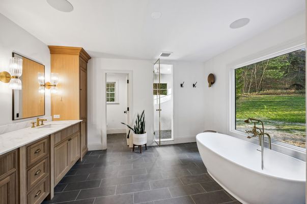 Bathroom, Dual Sink Vanities, Free Standing Baths, Interior