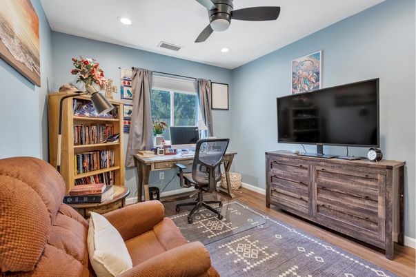 Home Office, Interior, Recessed Lighting, Wood Texture Flooring
