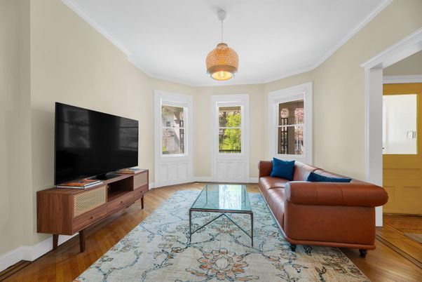 Interior, Living room, Pendant Lights, Wood Texture Flooring