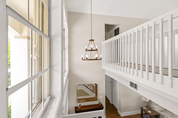 Interior, Pendant Lights, Wood Texture Flooring