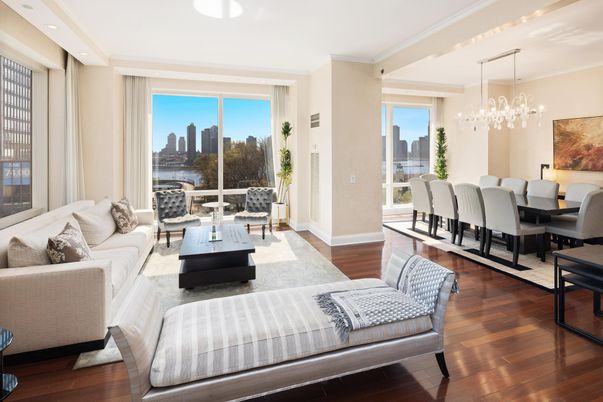 Dining room, Interior, Living room, Pendant Lights, Recessed Lighting, Wood Texture Flooring