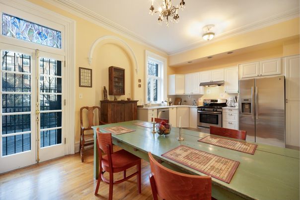 Chandelier, Dining room, Interior, Kitchen, Stainless Steel Appliances, Wood Texture Flooring