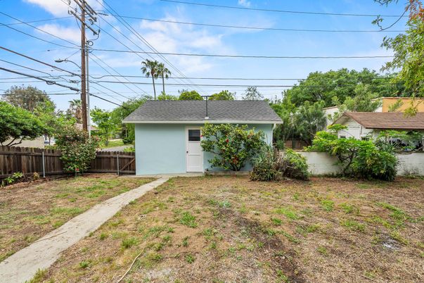 Backyard, Exterior