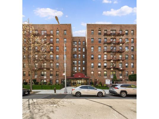 Exterior, Facade, Condo Building