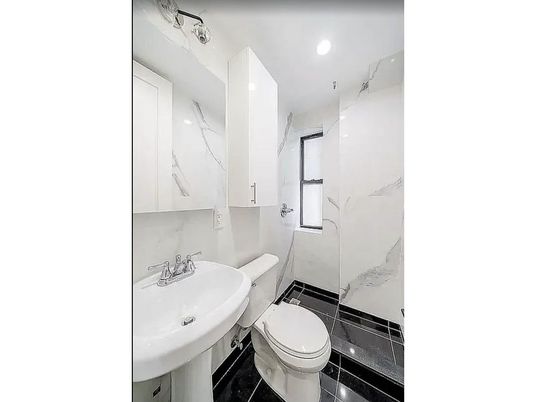 Bathroom, Interior, Marble Walls, Recessed Lighting