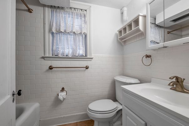 Bathroom, Interior