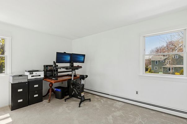 Home Office, Interior