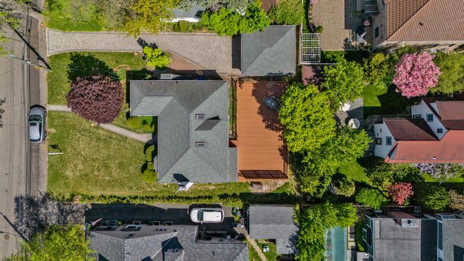 Exterior, Drone