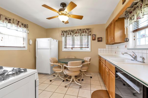 Dining room, Interior, Kitchen