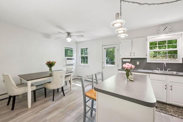 Dining room, Interior, Kitchen, Pendant Lights, Wood Texture Flooring