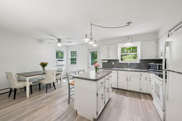 Dining room, Interior, Kitchen, Pendant Lights, Wood Texture Flooring